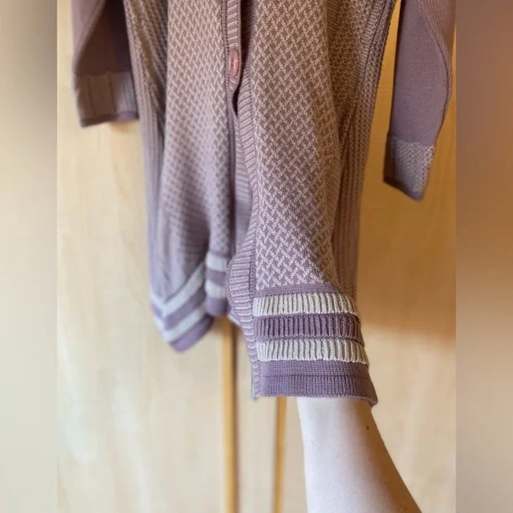 🌷Suzi Purple Ruffle Cardigan 3/$30 - Picture 4 of 6